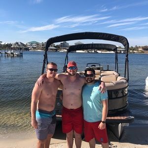 Meet your Posher, Hunter